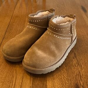 Woman’s UGG classic micro bootie with gems. Size 7. Gently worn! Warm!